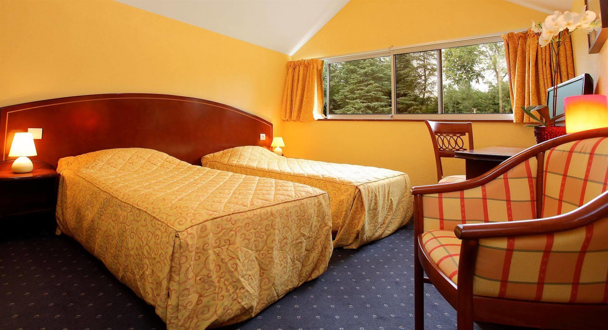 Hotel Le Clos Roussillon Pres De Sarlat Vitrac  Exteriör bild